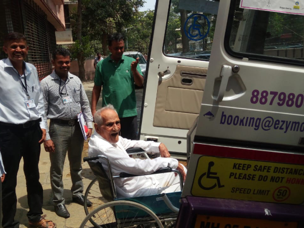wheelchair-taxi-service1